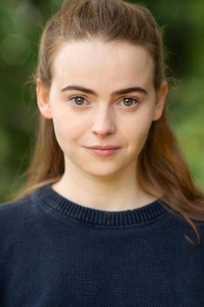Daisy Waterstone - Actor Profile Photo