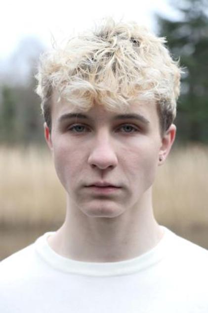 Daniel Soluns - Actor Profile Photo