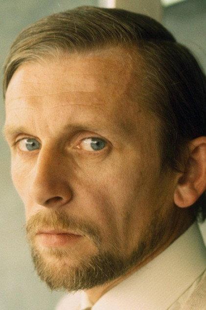 Alan Dobie - Actor Profile Photo