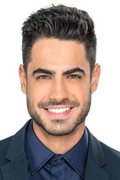 Roberto Hernández - Actor Profile Photo