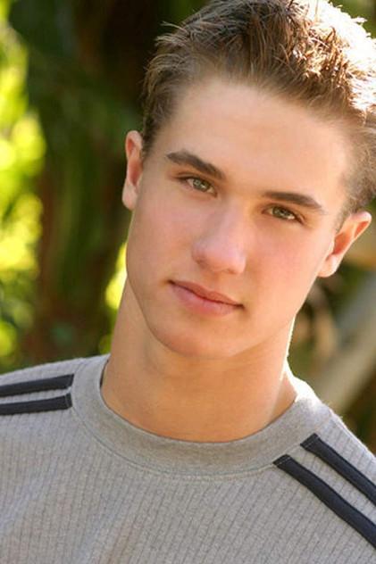 Alex Caithness - Actor Profile Photo