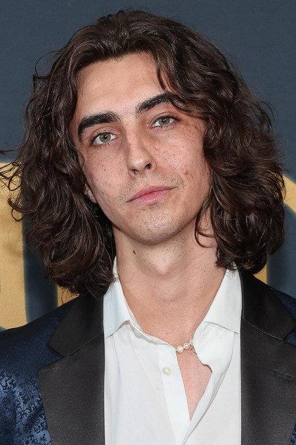Larsen Deane - Actor Profile Photo