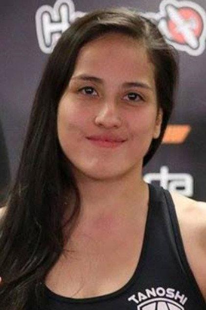 Kinberly Novaes - Actor Profile Photo