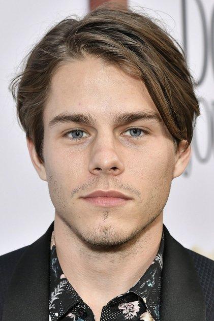 Jake Manley - Actor Profile Photo