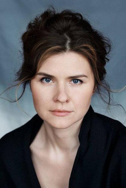 Marina Senckel - Actor Profile Photo