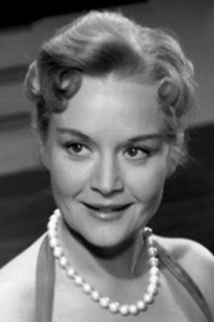 Randi Kolstad - Actor Profile Photo