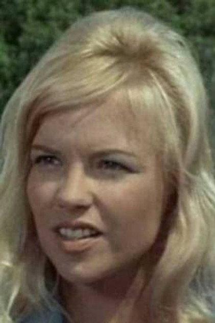 Astrid Warner - Actor Profile Photo