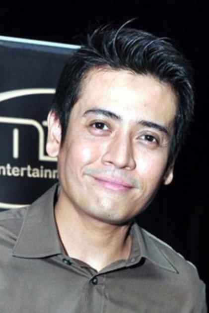 Teuku Ryan - Actor Profile Photo