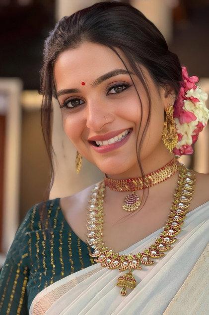 Divya Pillai - Actor Profile Photo