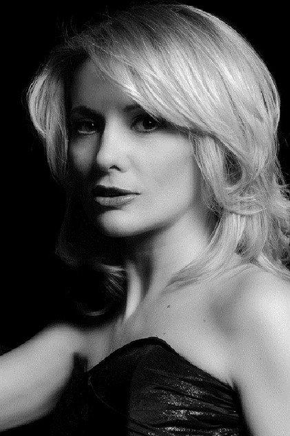 Barbara Nola - Actor Profile Photo