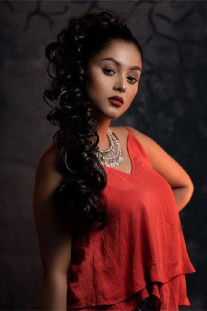 Sabrina Tonni - Actor Profile Photo