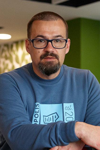 Artyom Usov - Actor Profile Photo