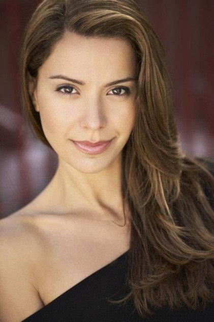 Anna Carolina Alvim - Actor Profile Photo