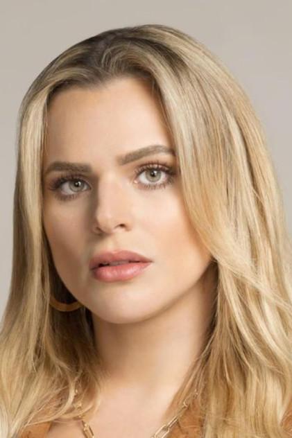 Isabella Castillo - Actor Profile Photo