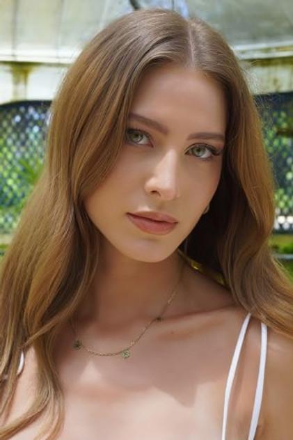 Hanna Romanazzi - Actor Profile Photo