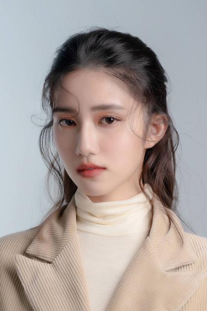 Lilian Zhang - Actor Profile Photo