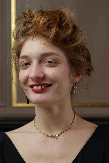 Ninon Borsei - Actor Profile Photo