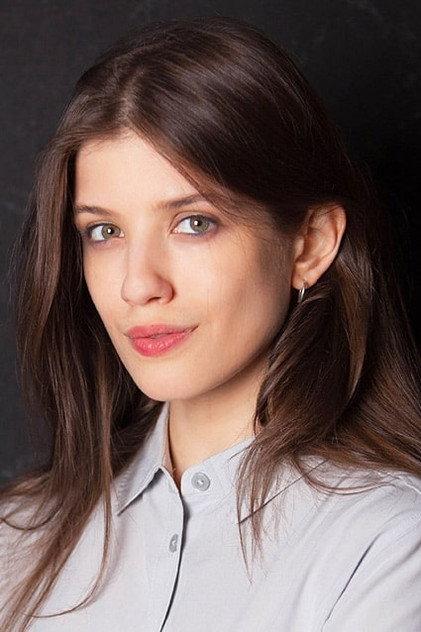 Anna Chipovskaya - Actor Profile Photo