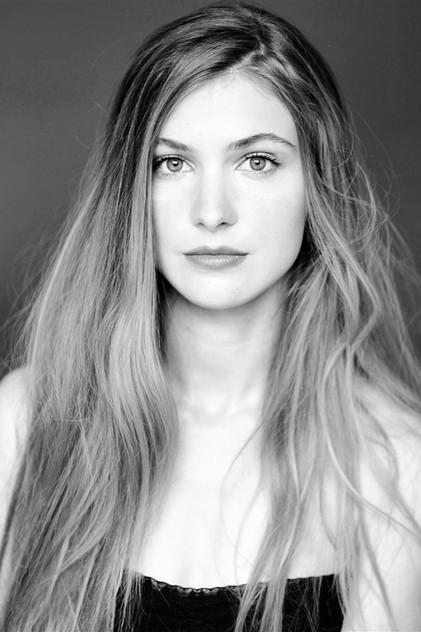 Aurore Planas - Actor Profile Photo
