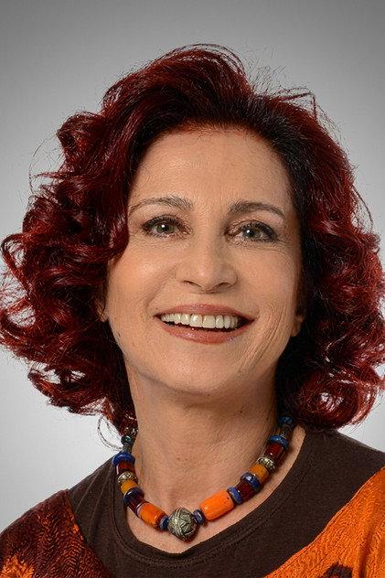 Betül Arım - Actor Profile Photo