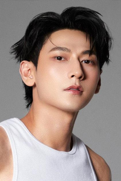 Isaac - Actor Profile Photo