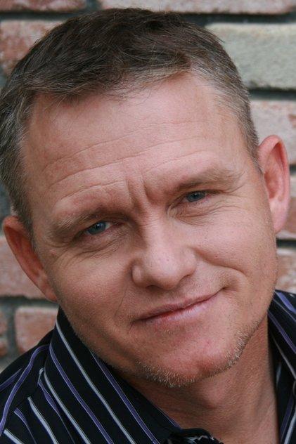 Freddie Joe Farnsworth - Actor Profile Photo