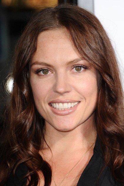 Agnes Bruckner - Actor Profile Photo
