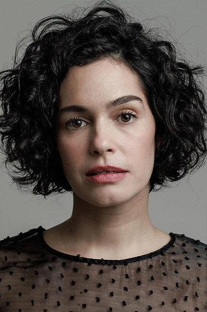 Maria Flor - Actor Profile Photo