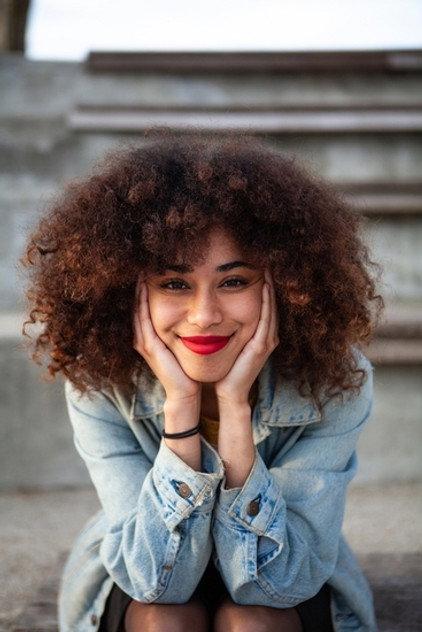 Antoinette Giret - Actor Profile Photo