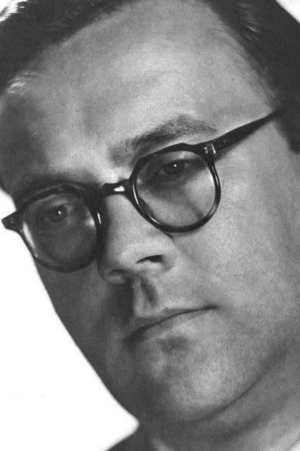 Karl Roos - Actor Profile Photo
