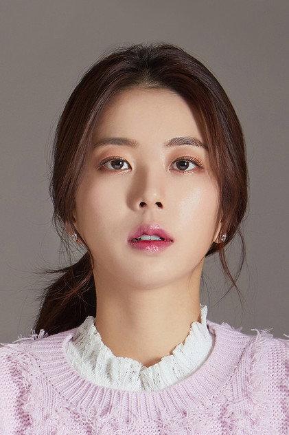 Park Shin-ah - Actor Profile Photo