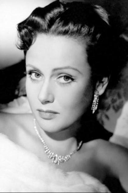 Nadia Zulfiqar (نادية ذو الفقار) - Actor Profile Photo