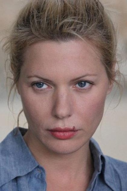 Melanie Peres - Actor Profile Photo