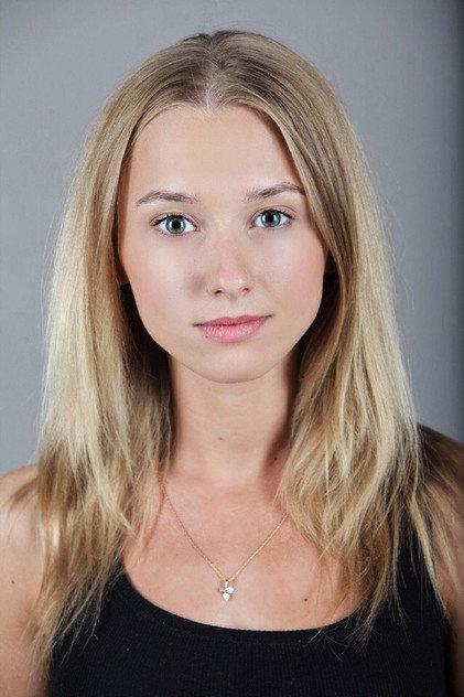 Evgeniya Glotova - Actor Profile Photo