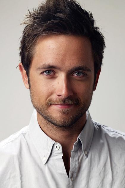 Justin Chatwin - Actor Profile Photo