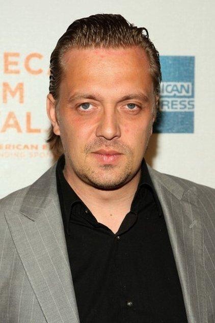 Steven Wiig - Actor Profile Photo