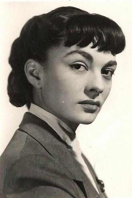 Silvia Morgan - Actor Profile Photo