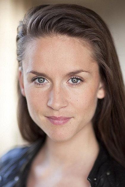 Nina Yndis - Actor Profile Photo
