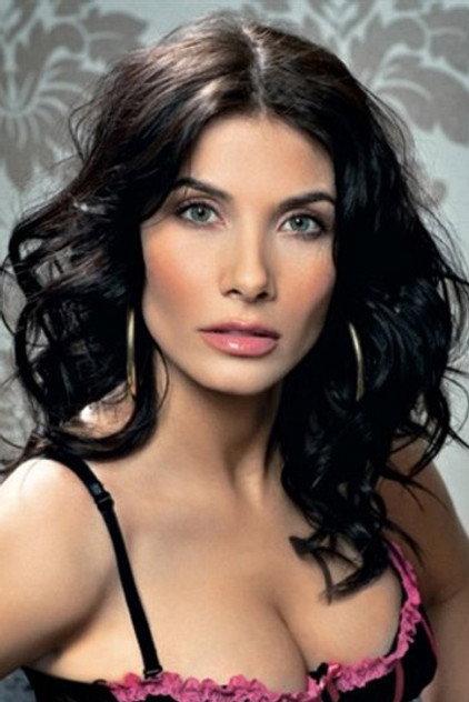 Eva Decastelo - Actor Profile Photo