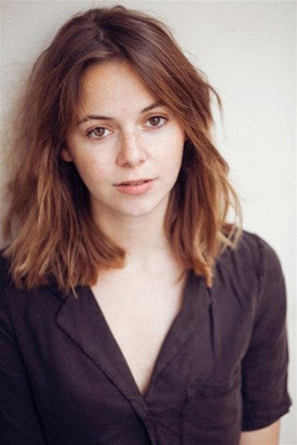 Enya Baroux - Actor Profile Photo