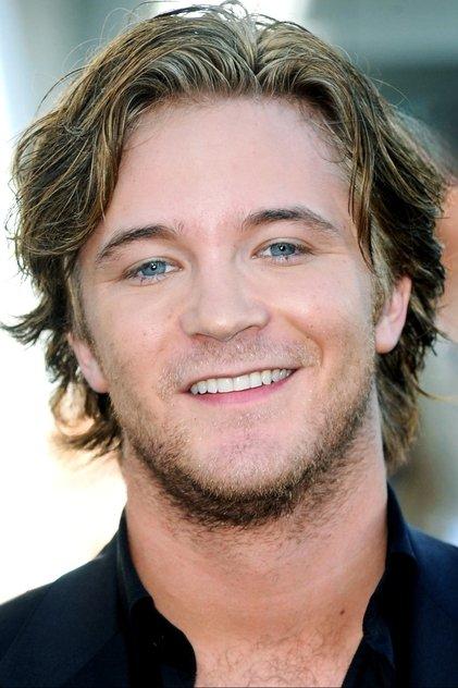 Michael Welch - Actor Profile Photo