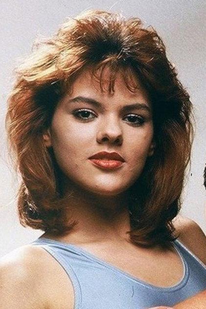 Stella Tzekou - Actor Profile Photo