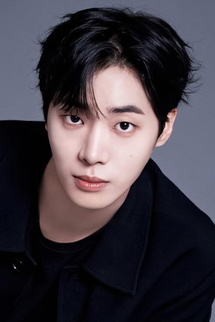 Choo Young-woo - Actor Profile Photo