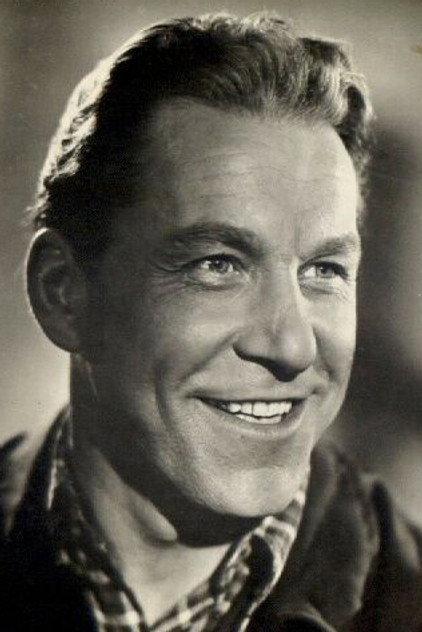 Paul Pfingst - Actor Profile Photo