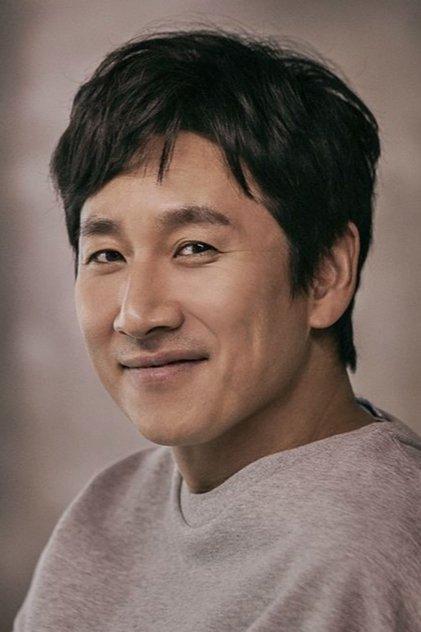 Lee Sun-kyun - Actor Profile Photo