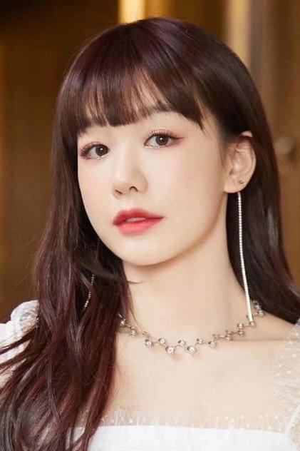 Xu Mengjie - Actor Profile Photo
