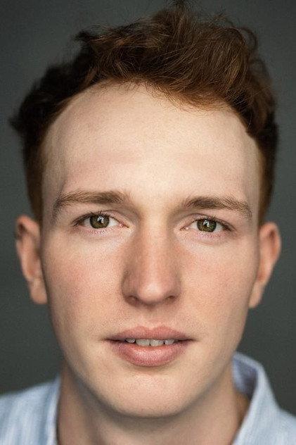 Tom Claxton - Actor Profile Photo