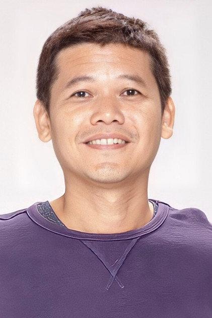 Nithiwat Tharathorn - Actor Profile Photo