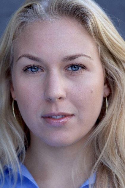 Clara Laderrière - Actor Profile Photo