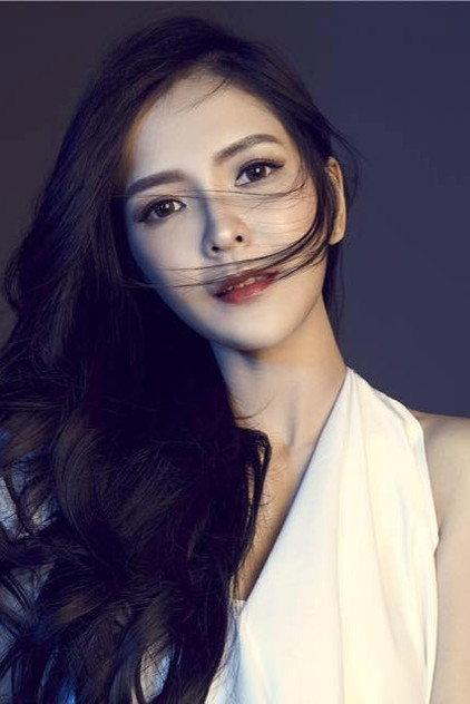 Stella Chung - Actor Profile Photo